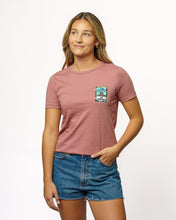 Load image into Gallery viewer, 2025 Lexus US Open of Surfing Women&#39;s Stained Glass S/S Tee - Mauve