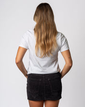 Load image into Gallery viewer, 2025 Lexus US Open of Surfing Women&#39;s Neon Bloom W S/S Tee - White
